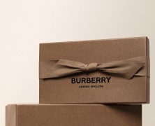Burberry pledges to stop using plastic by 2025