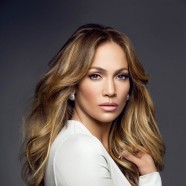 Jennifer Lopez to be awarded CFDA Fashion Icon Award