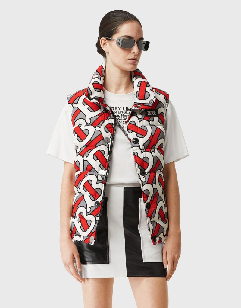 Burberry-Video-Game-B-Bounce