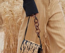 Jacquemus showcases its Spring / Summer 2021 collection in a wheat field