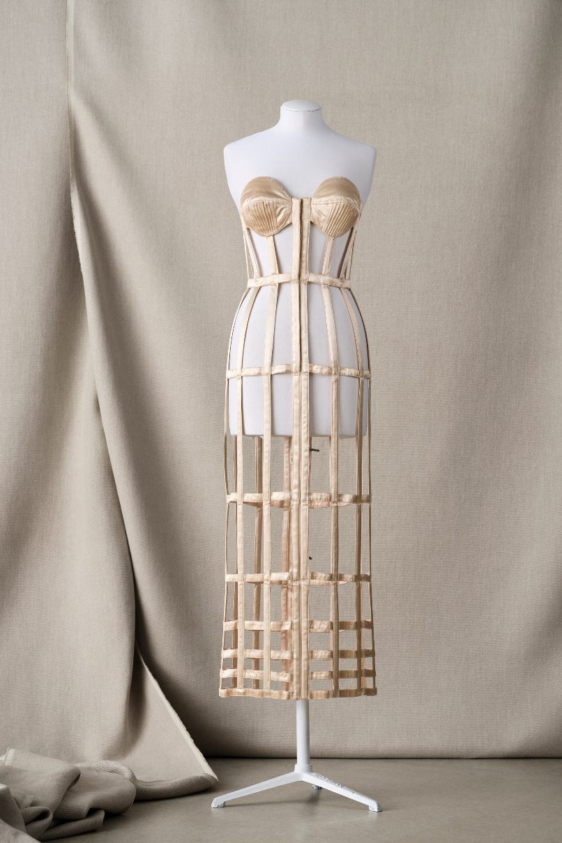 A History of Fashion. Collecting and; Exhibiting at the Palais Galliera