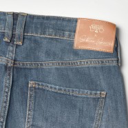 The Coolest Tight Fit Jeans to try this Spring