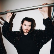 Dmitrii Kastalskii- Illuminating The Fashion Runway