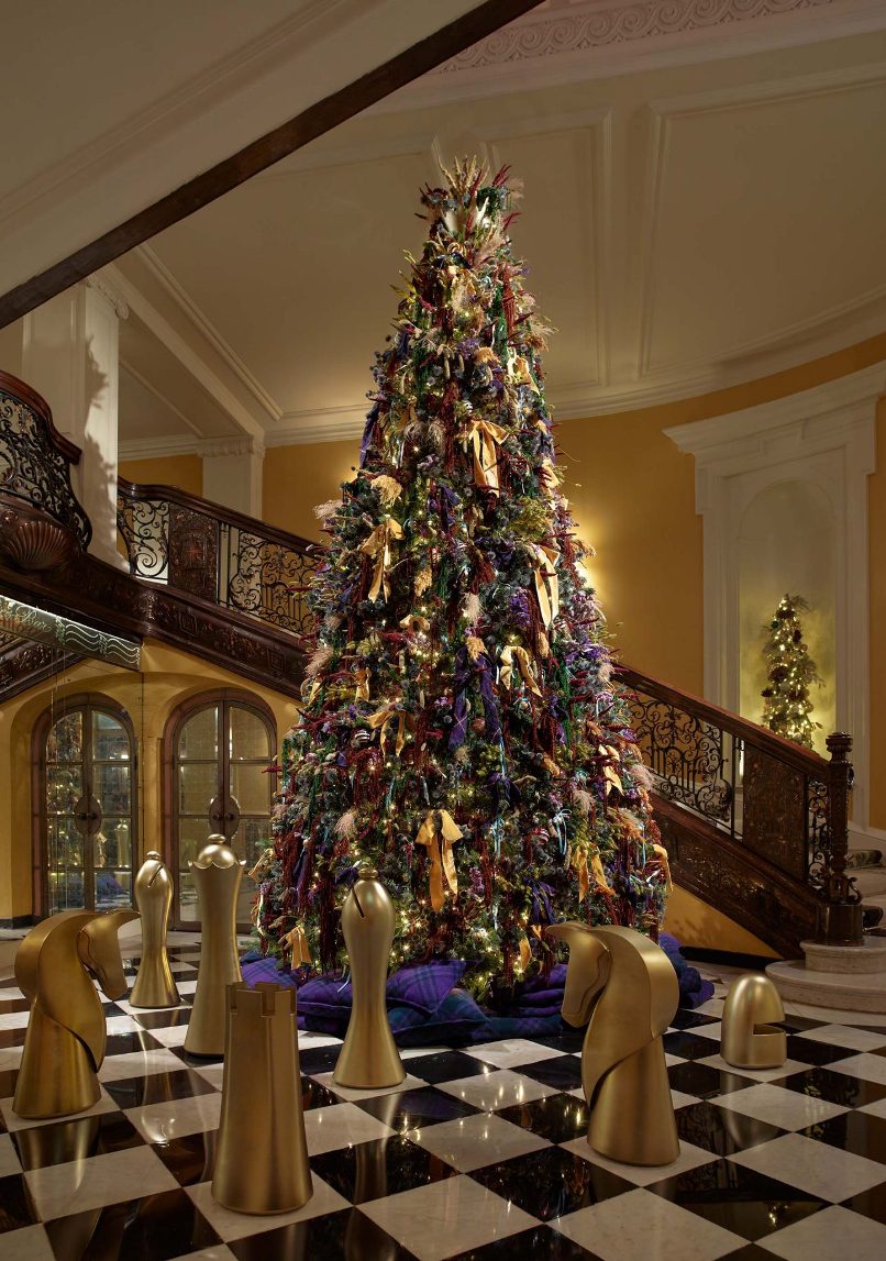 Burberry designs Claridges legendary Christmas Tree