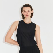 H&M Move launches Marathon Running Collection for Spring