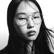 Iconic Faces Who Made Round Eyeglasses a Fashion Staple